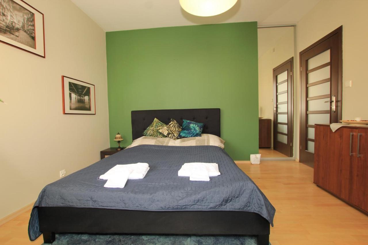 Leilighet Apartament Z Ogrodem I Grillem.