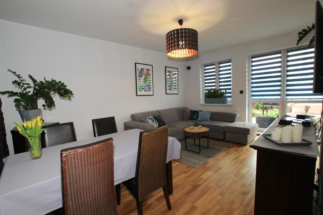 Leilighet Apartament Z Ogrodem I Grillem.
